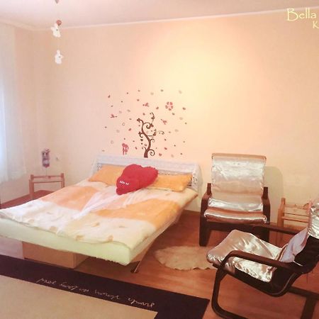 Hostel Bata Magyarkanizsa Kültér fotó